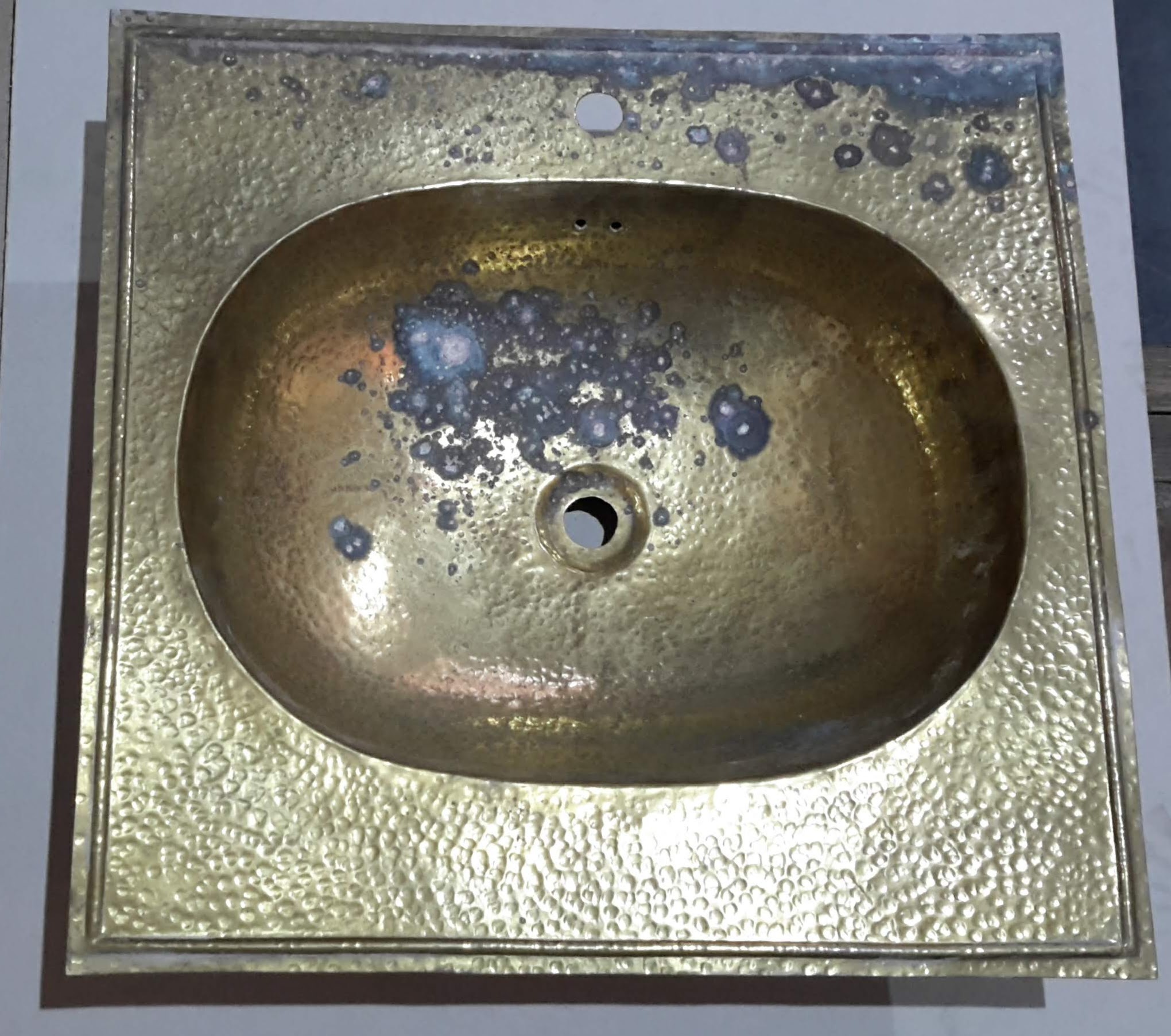 Sink brass oval-square 52 (def)